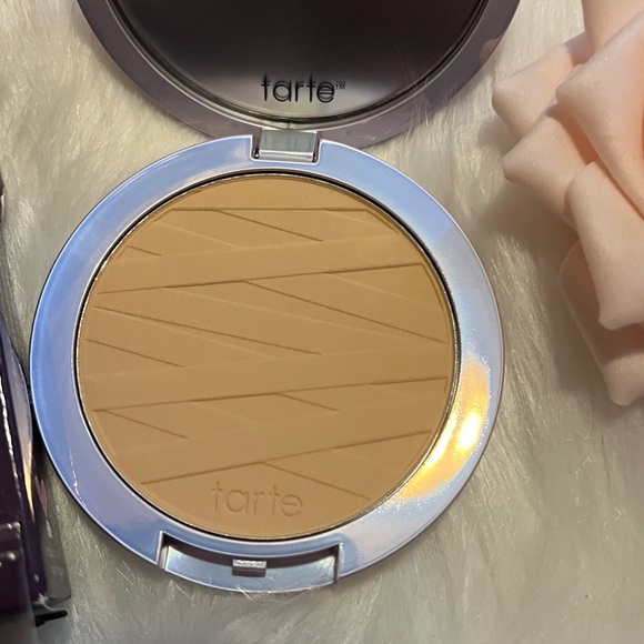 Tarte Face Tape Pressed Powder 34S Medium Sand - Picture 2 of 6